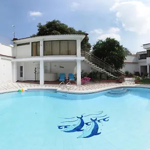 Casa Paraiso Ciudad Jardin *** Cali